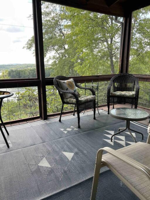 Camp Fisher Cottage Cassville エクステリア 写真
