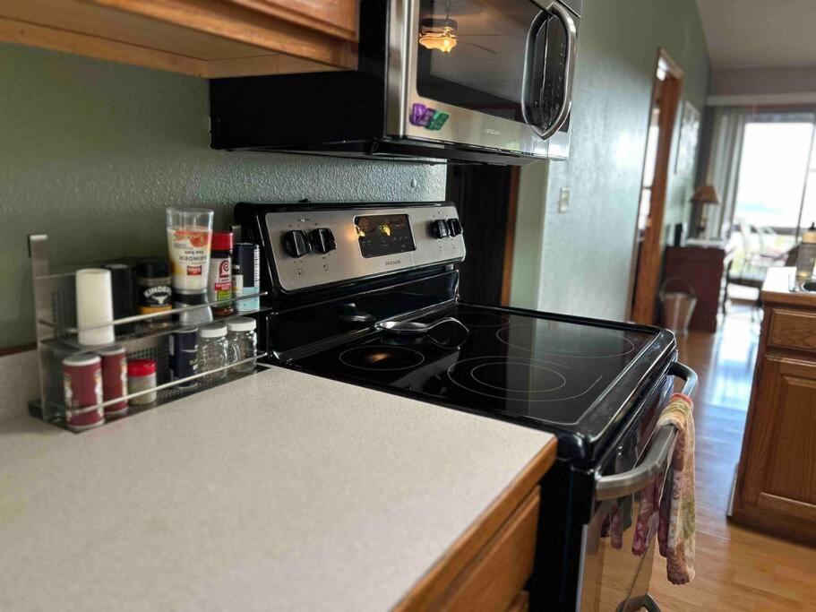 Camp Fisher Cottage Cassville エクステリア 写真